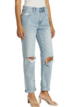 Load image into Gallery viewer, Presley High Rise Relaxed Jeans in Gaze
