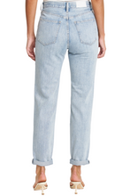 Load image into Gallery viewer, Presley High Rise Relaxed Jeans in Gaze
