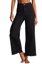 Load image into Gallery viewer, Free Fall Jeans

